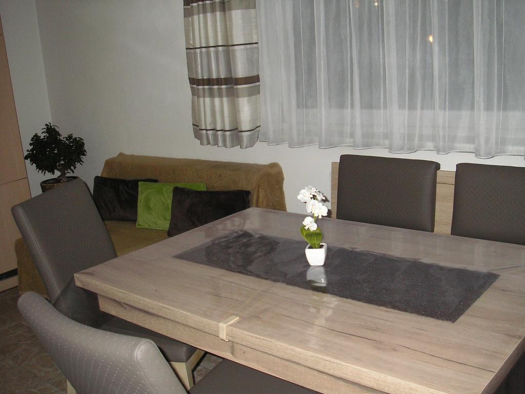 Apartmán Haus Daniel Neustift im Stubaital Pokoj fotografie